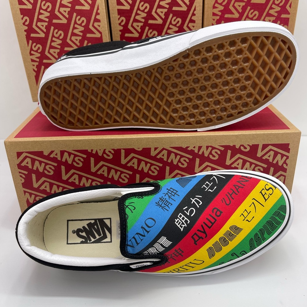 Vans WMNS Classic Slip-On (Vans Spirit)Multi/True White Sneakers 
VN0A4U38WK2 - Picture 3 of 16